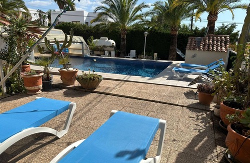 Calpe City Center Ski Chalet | VILLA LOS ALMENDROS WITH PRIVATE POOL