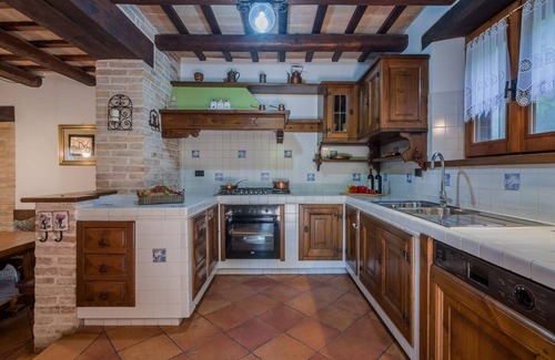 Castelfidardo Villa | Villa Lucia 9 - Three Bedroom Villa, Sleeps 9