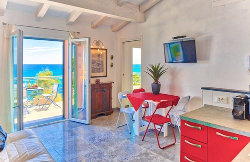 San Lorenzo al Mare Apartment | Villa Lucrezia - directly on the beach and the cycle path, for 4, with sea-view terrace 8054LT0012