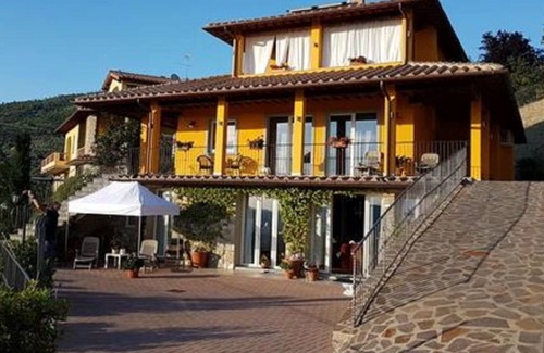 Fano Villa | Villa "lucrezia" - beautiful villa surrounded by greenery