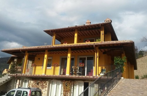 Fano Villa | Villa "lucrezia" - beautiful villa surrounded by greenery.