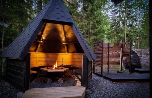 Jamsa Ski Chalet | Villa Lumi 10 henkilölle, Himos Länsihuippu