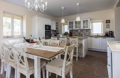 Cabrunici Villa | Villa Lux. Ema with heated pool surrounded by Mediterranean vegetation