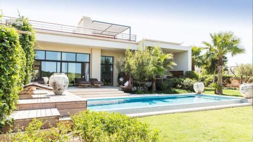 Essaouira Villa | Villa luxeuse et climatisee sur le golf, piscine chauffee