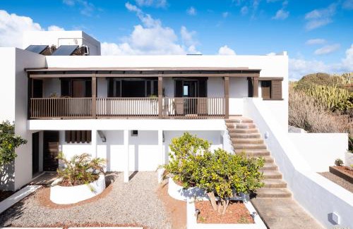 Buenavista del Norte Villa | Villa Luxury Punta de Teno - Canary Good Vibes
