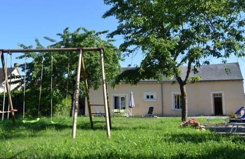 Mezieres-en-Brenne House | Villa Mézières-en-Brenne, 4 bedrooms, 10 persons