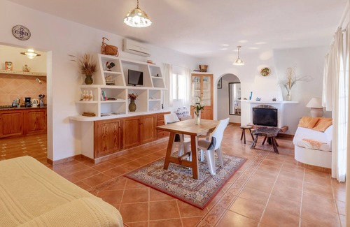 Sant Josep de sa Talaia House | Villa "Mi Casita" in a Fantastic Location with Wi-Fi, Air Conditioning and Parking