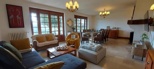 Saint-Michel-Tubœuf House | Villa Maëlla - 2 gîtes - jardin, piscine et SPA privés