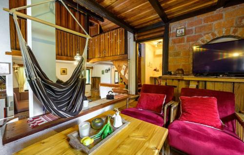 Jalzabet Villa | Villa Magic by Villas Guide