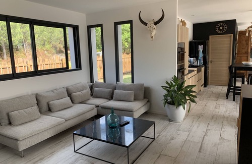Mimizan Villa | Villa Maison Familiale en Bordure de Forêt Avec Piscine