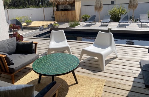 Mimizan Villa | Villa Maison Familiale en Bordure de Forêt Avec Piscine