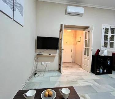 Old Town Apartment | Villa María Cádiz centro, "preferente para mayores de 25 años y familias "