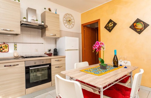 Fondachello Villa | Villa 'Marecalmo Holiday House' with Private Terrace, Wi-Fi and Air Conditioning