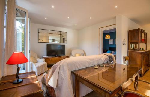 Millau House | Villa Margot fibre balcon jardin