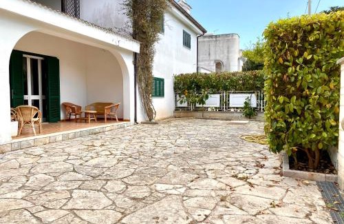 Campomarino di Maruggio Villa | Villa Maria un'oasi di relax a due passi dal mare
