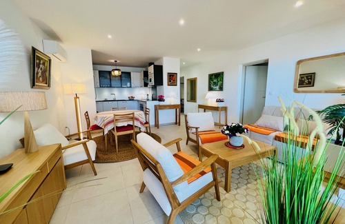 Le Grau-Du-Roi Apartment | Villa Marie 1 - Superbe appartement climatisé 2 chambres Vue Mer