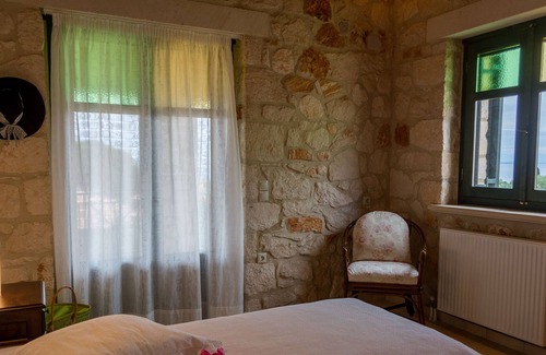 Akrotiri Villa | Villa Marina of Jootiq Villas. Combine traditional stone built concept with supreme comfort!
