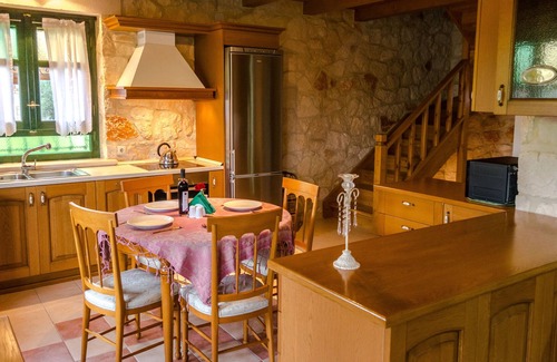 Akrotiri Villa | Villa Marina of Jootiq Villas. Combine traditional stone built concept with supreme comfort!
