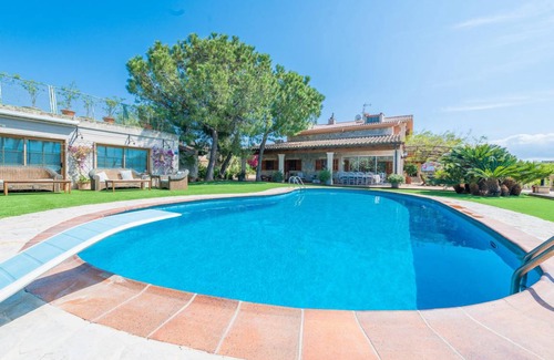 Muro Villa | VILLA MARJALS