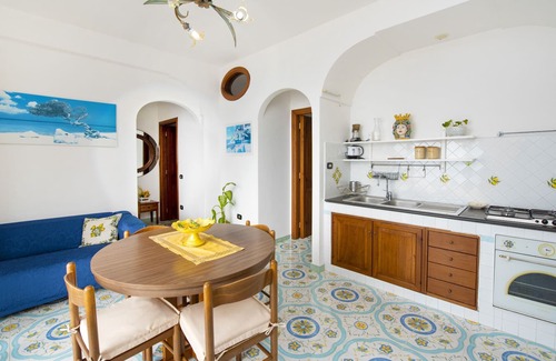 Conca dei Marini Apartment | Villa Mary with pool and terrace with a sea view