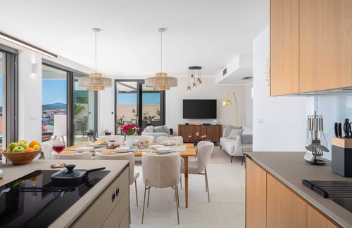 Businci Villa | Villa Maxime with Heated Pool