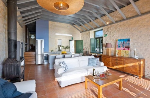 Livadia Villa | Villa Mediterranea- superb views and slow leaving