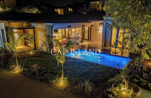 Grand Gaube House | Villa Metal House, contemporary and peaceful