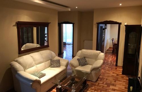 Siauliai City Center House | Villa Midesta