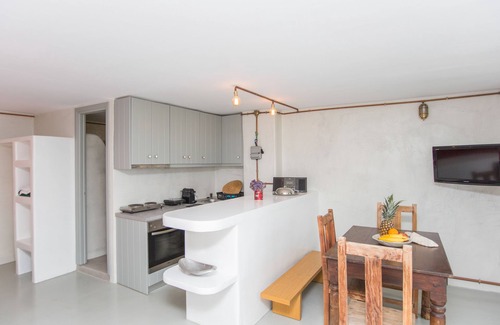 Maragas Villa | Villa Mihail is luxury suite by the sea