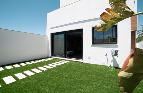 Sanlucar de Barrameda Villa | Villa Moderna Playa de Jaramar
