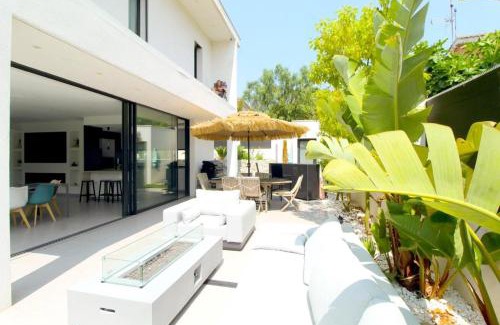Le Mourillon Villa | Villa moderne - BATTERIE BASSE - pied dans l eau Toulon