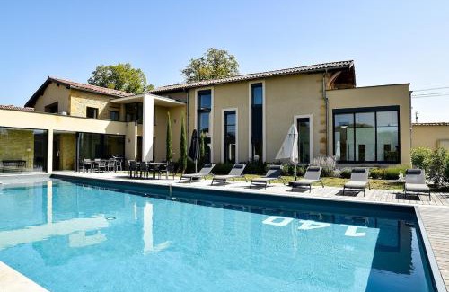 Les Echets Villa | Villa Molinant, évasion en Pierres Dorées