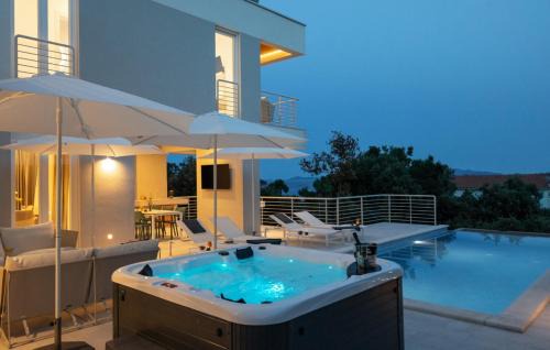 Blato Villa | VILLA MON AMOUR by Villas Guide