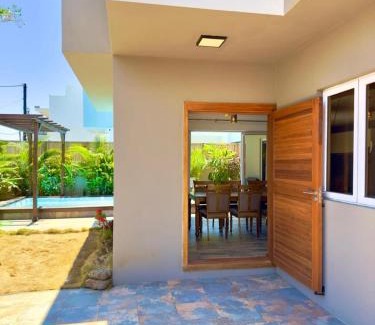 Midlands Villa | Villa