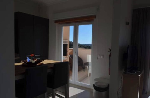 Portimao House | Villa near the beach, with swimming pool, children's playground and barbecue area.