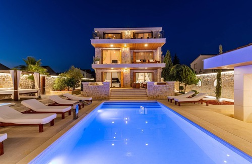 Kakma Villa | Villa Nena with heated pool, jacuzzi and sauna