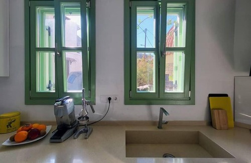 Maroulas Villa | Villa Neuve 2ch/2sdb Dans Village Classé