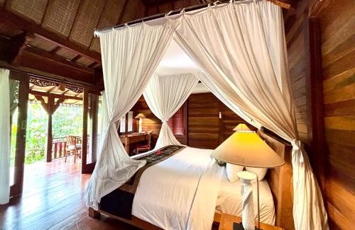 Kedewatan Villa | Villa Neyang