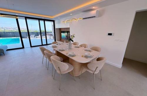 Split Villa | Villa Nikandra - A designer's dream -