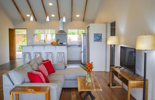 Platanillo Villa | Villa Oasis, Ocean View and Private Pool at Just 15 min From the Beach!