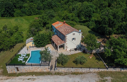 Marceljani Villa | Villa Octingenti in Marceljani - Haus für 4-6 Personen