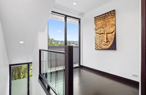 Kathu House | Villa on 3 floors, private pool, 10 mins to Patong beach, shopping & nightlife.