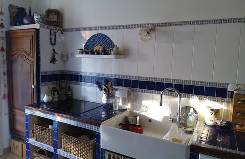 Six-Fours-les-Plages Villa | villa on terraced land planted with beautiful pool/spa, 1km from the sea