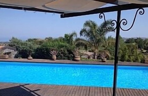 Viagrande Villa | Villa on the hills of Etna, Private Pool, beautiful garden And Sea View