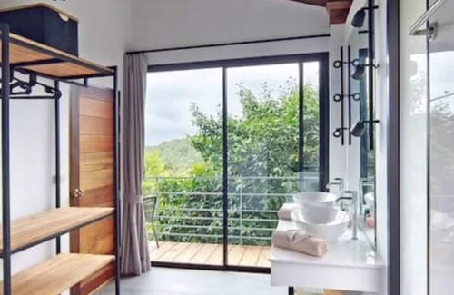 Ko Pha-ngan Villa | Villa on the Rock - 360 Bay View