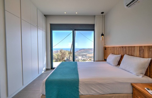 Mariou Villa | Villa Oniriko - Three Bedroom Villa, Sleeps 6