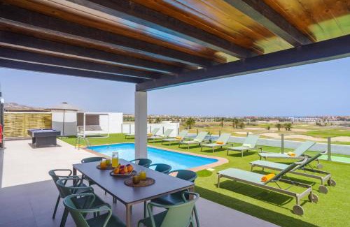 Costa de Antigua Villa | Villa Opal by Villa Plus