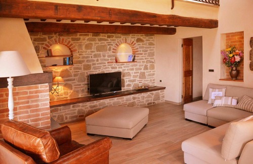 Pieve di Chio Villa | Villa Ortaglia - Castiglion Fiorentino ,Tuscany