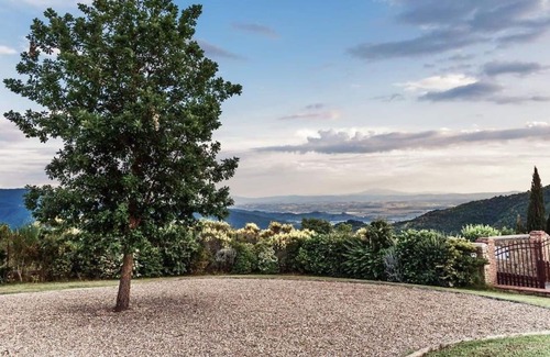 Pieve di Chio Villa | Villa Ortaglia - Country Villa Rental in Castiglion Fiorentino, Tuscany