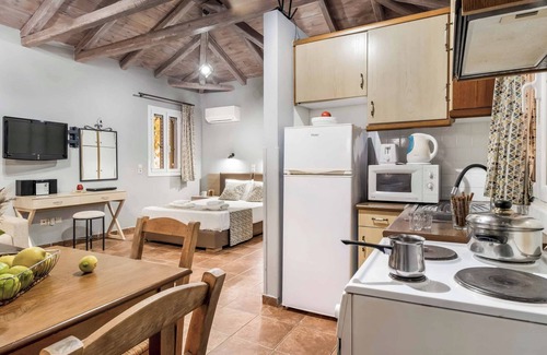 Kardamyli Villa | Villa Palataki II - One Bedroom Villa, Sleeps 2
